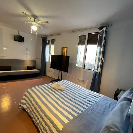 P&r Hostals Tort Guest house 2*