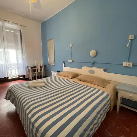 P&r Hostals Tort Гостевой дом Тосса-де-Мар